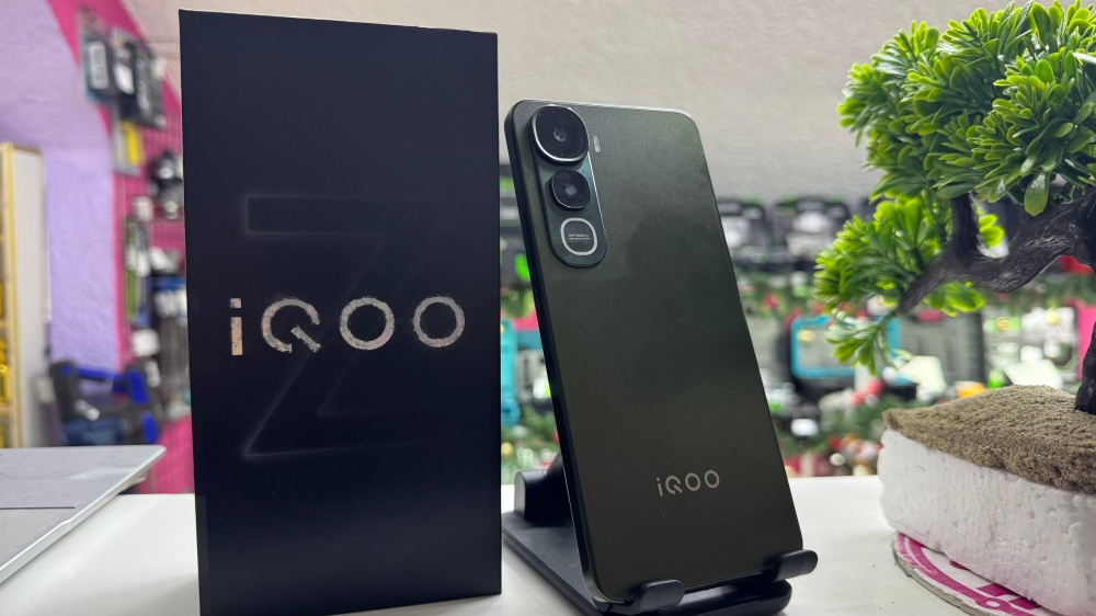 Смартфон iqoo z10 lite 8/256
