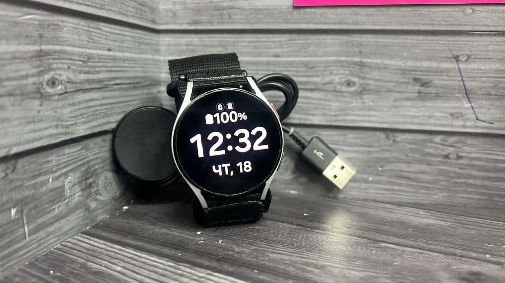 Смарт-часы Samsung galaxy Watch 4 active