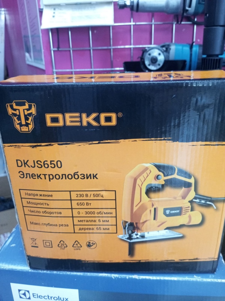 Лобзик Deko dkjs650