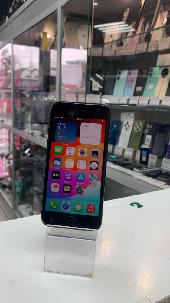 Смартфон iPhone SE 2020 64 Gb
