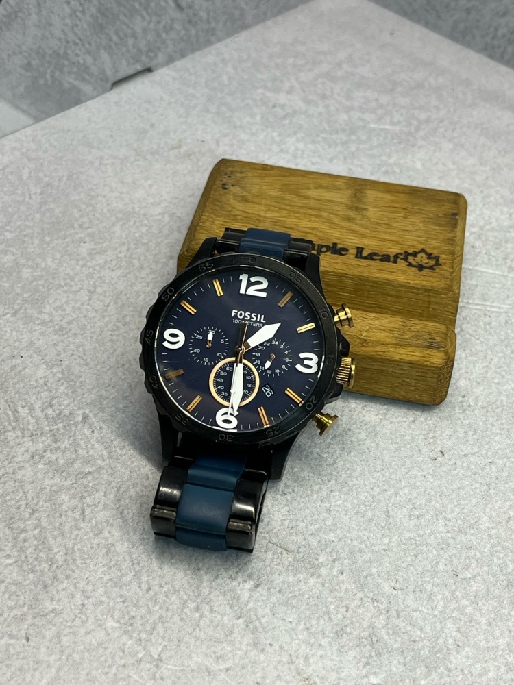 Часы Fossil