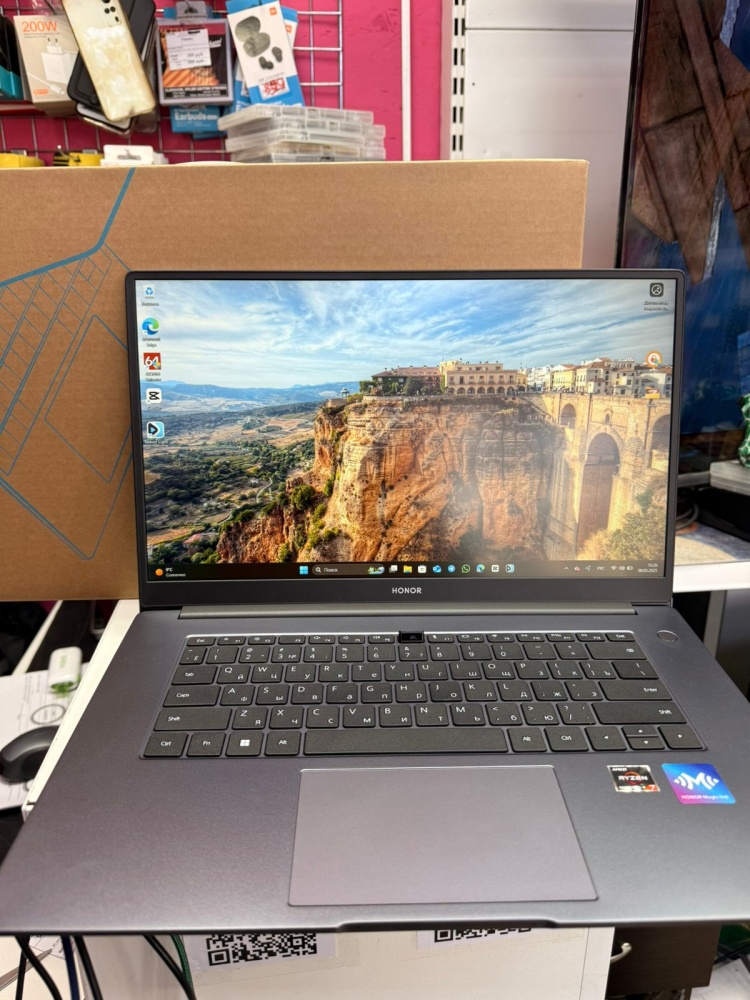 Ноутбук HONOR MAGICBOOK15