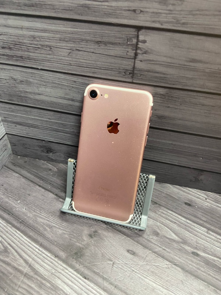 Смартфон iPhone 7 32Gb