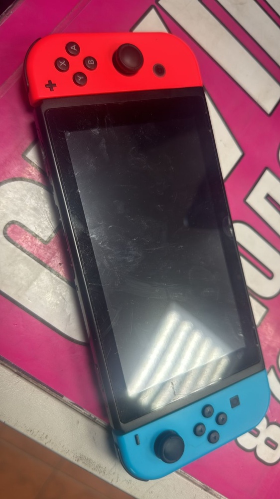 Игровая приставка Nintendo Switch