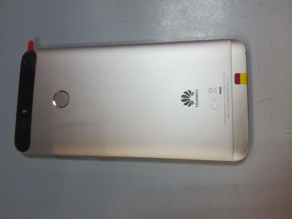 Смартфон Huawei Nova