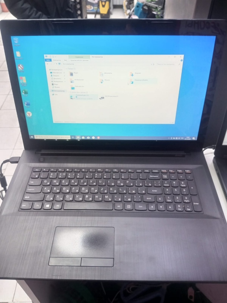 Ноутбук Lenovo g70-80