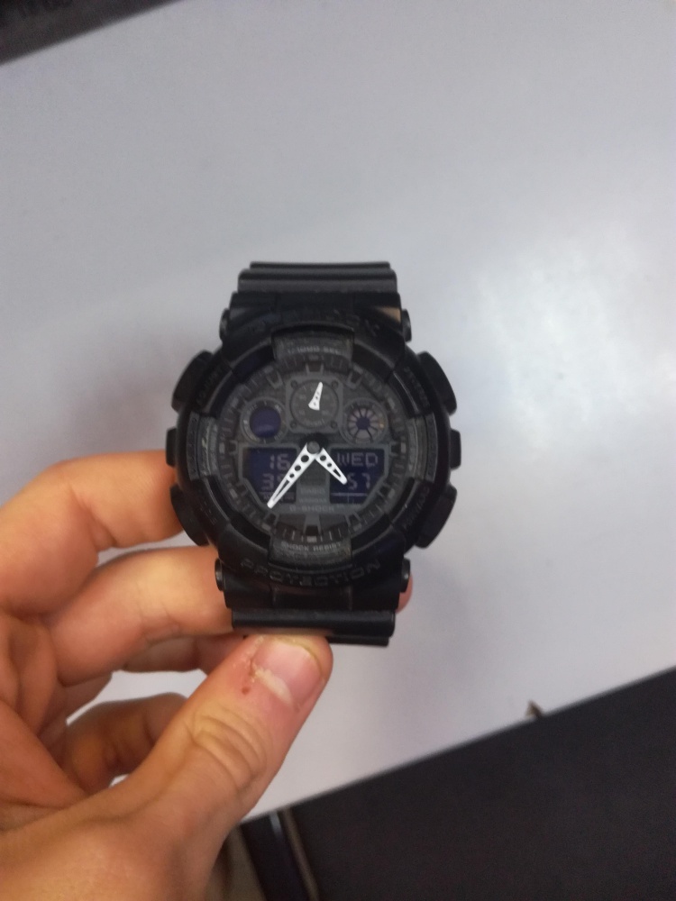 Часы G-SHOCK GA-100