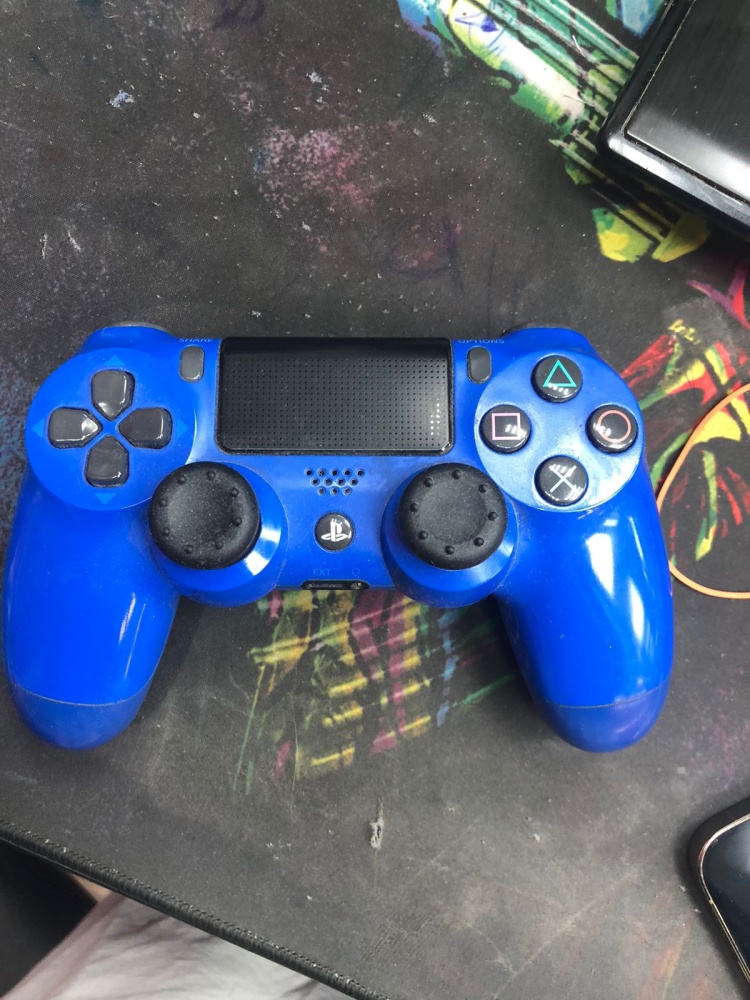 Геймпад ps4