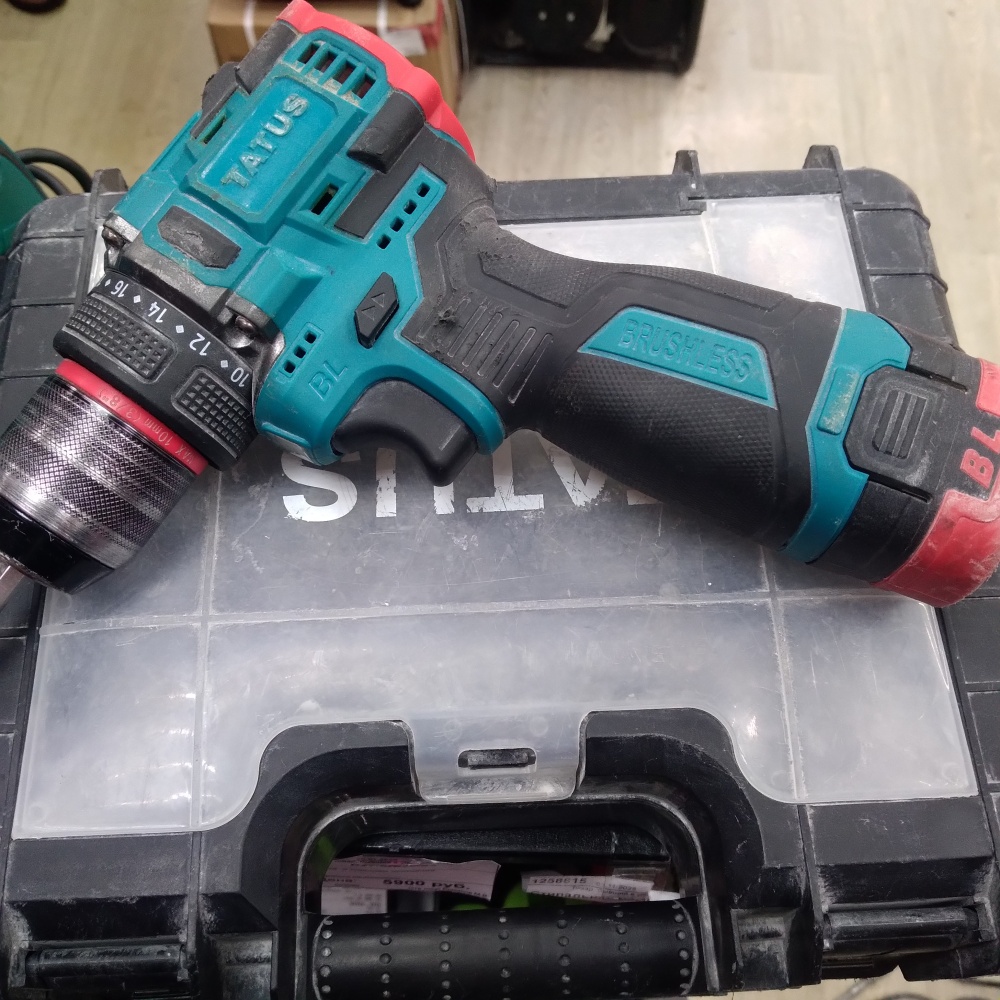 Шуруповерт noname