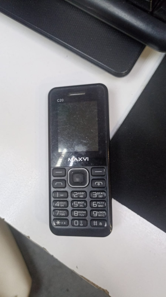 Мобильный телефон Maxvi C 20