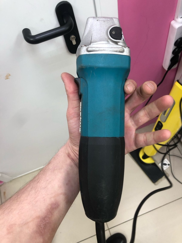 УШМ (Болгарка) Makita