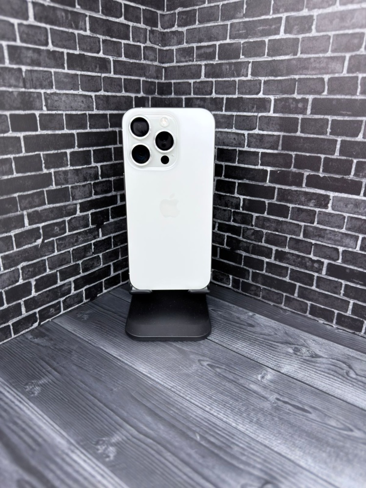 Смартфон iPhone 15 PRO 128 Гб  99%