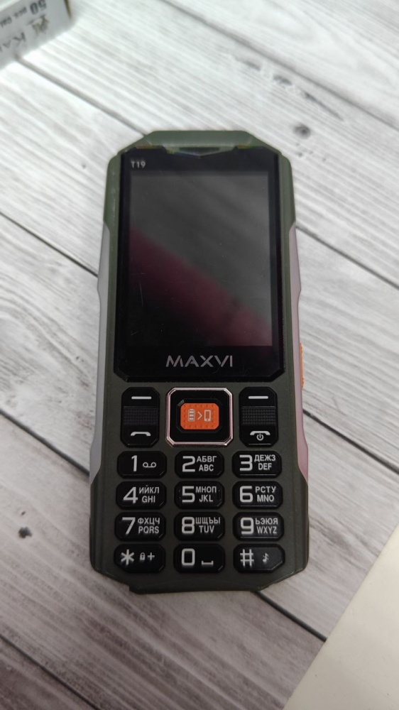 Мобильный телефон Maxvi