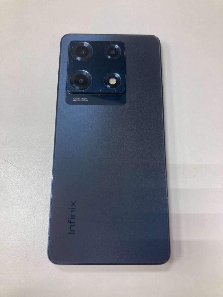 Мобильный телефон Infinix HOT 30 PRO