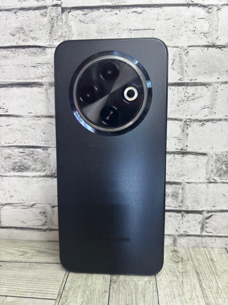 Мобильный телефон Tecno spark 30c 8/256
