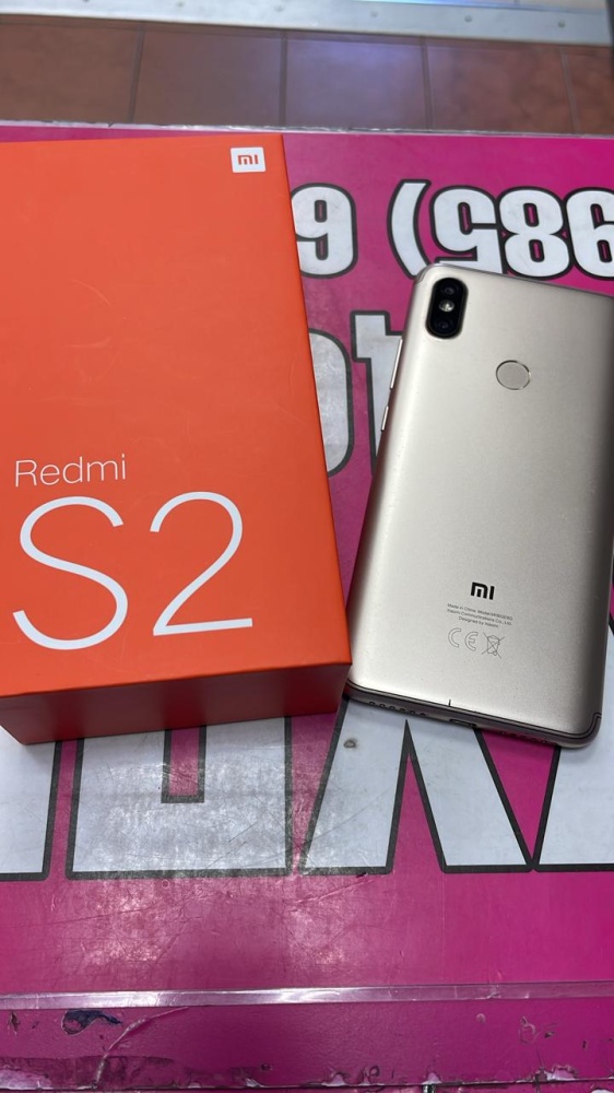 Смартфон Xiaomi Redmi S2 (3\32)