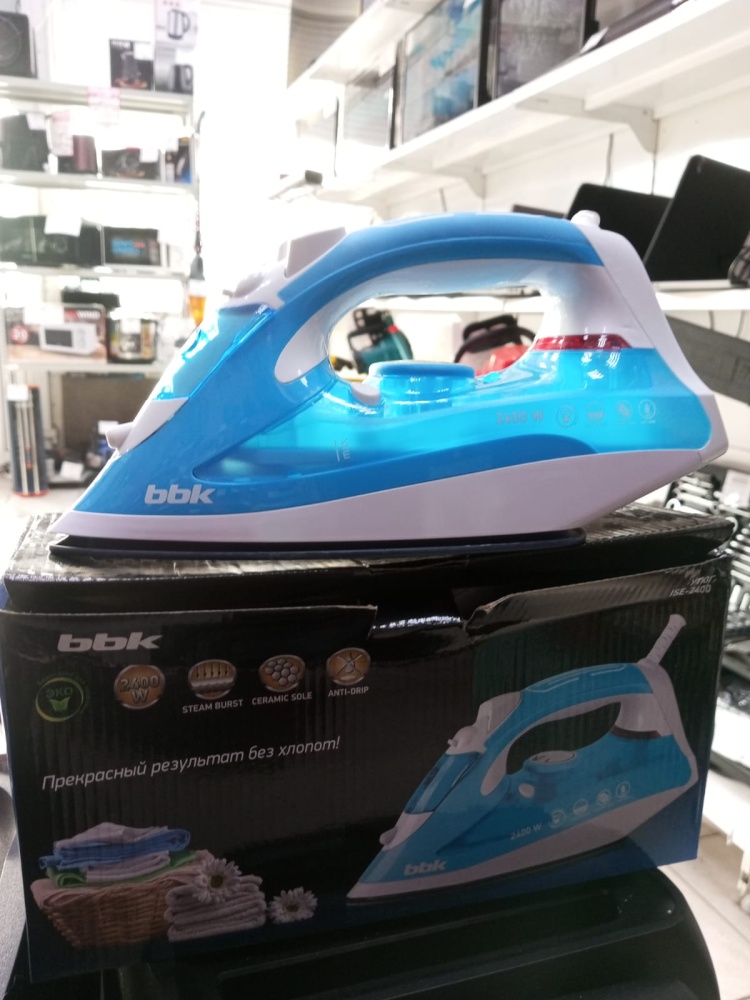 Утюг BBK 2400