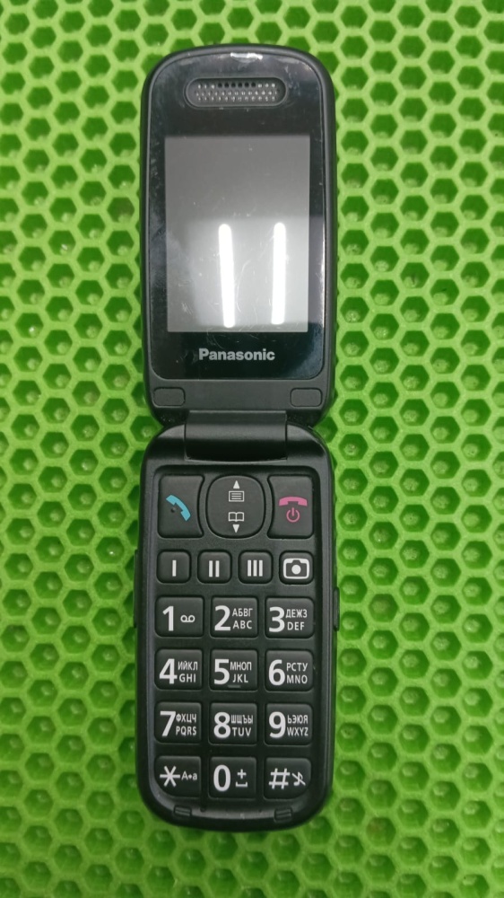 Мобильный телефон Panasonic раскладушка