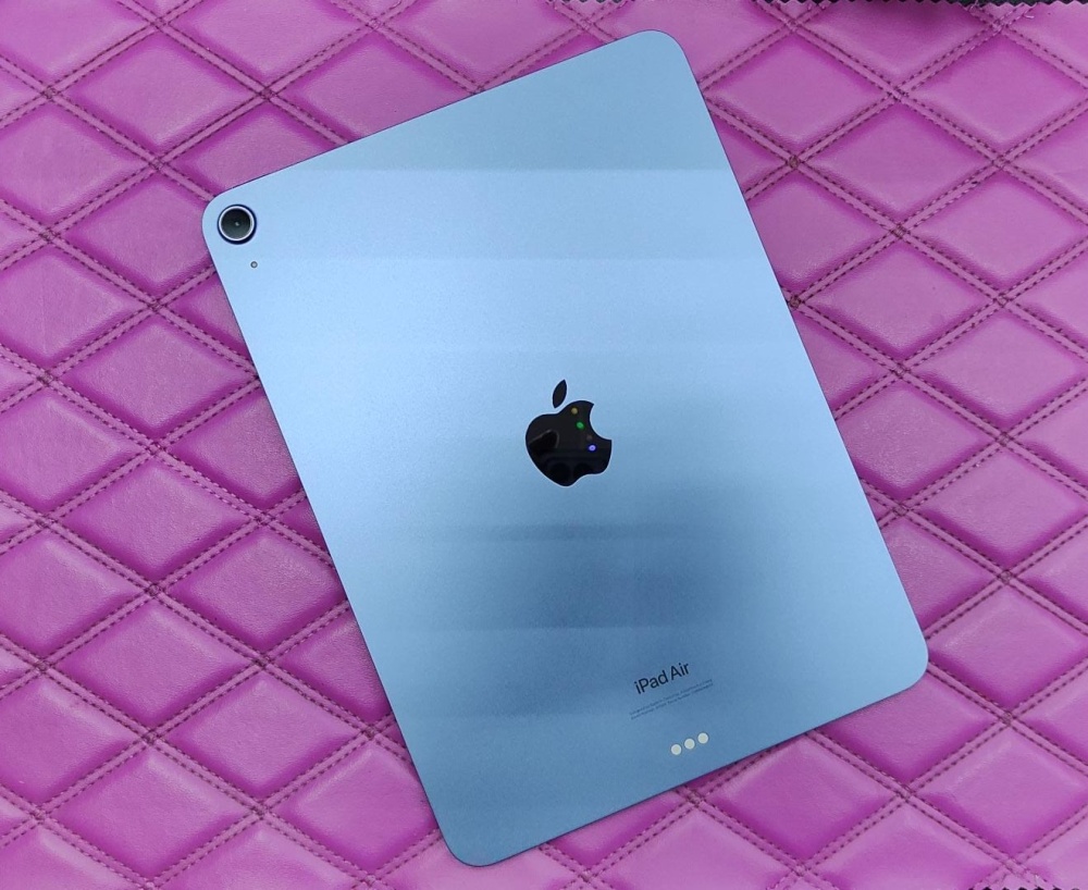 Планшет Apple iPad Air 5 Generation 64Gb WiFi