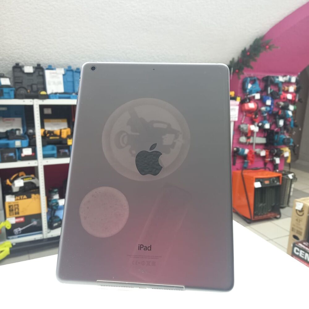 Планшет Apple iPad Air A1474 32гб