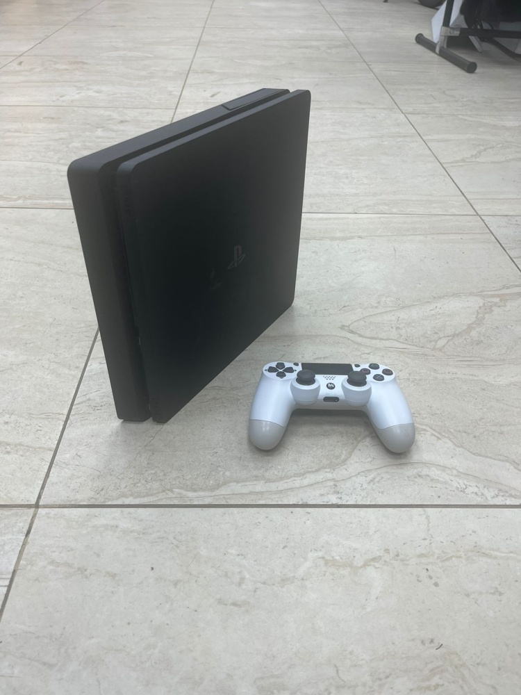 Игровая приставка Sony PlayStation 4 slim 500GB