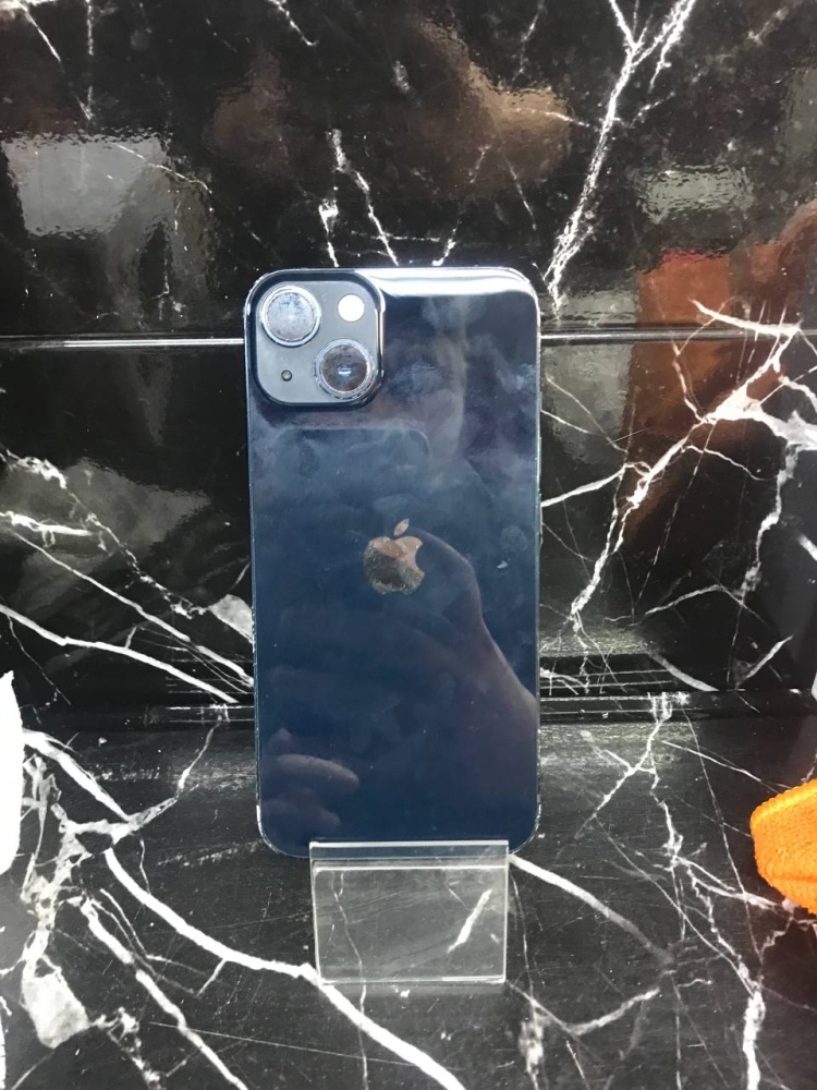 Смартфон iPhone 13 128 Gb