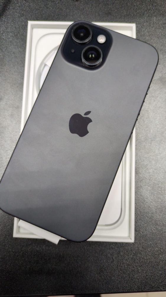 Смартфон iPhone 15 128GB