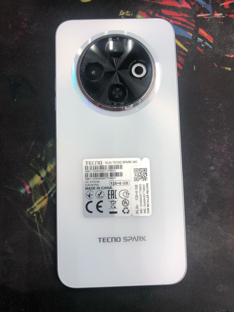 Мобильный телефон Tecno spark 30c 6/128