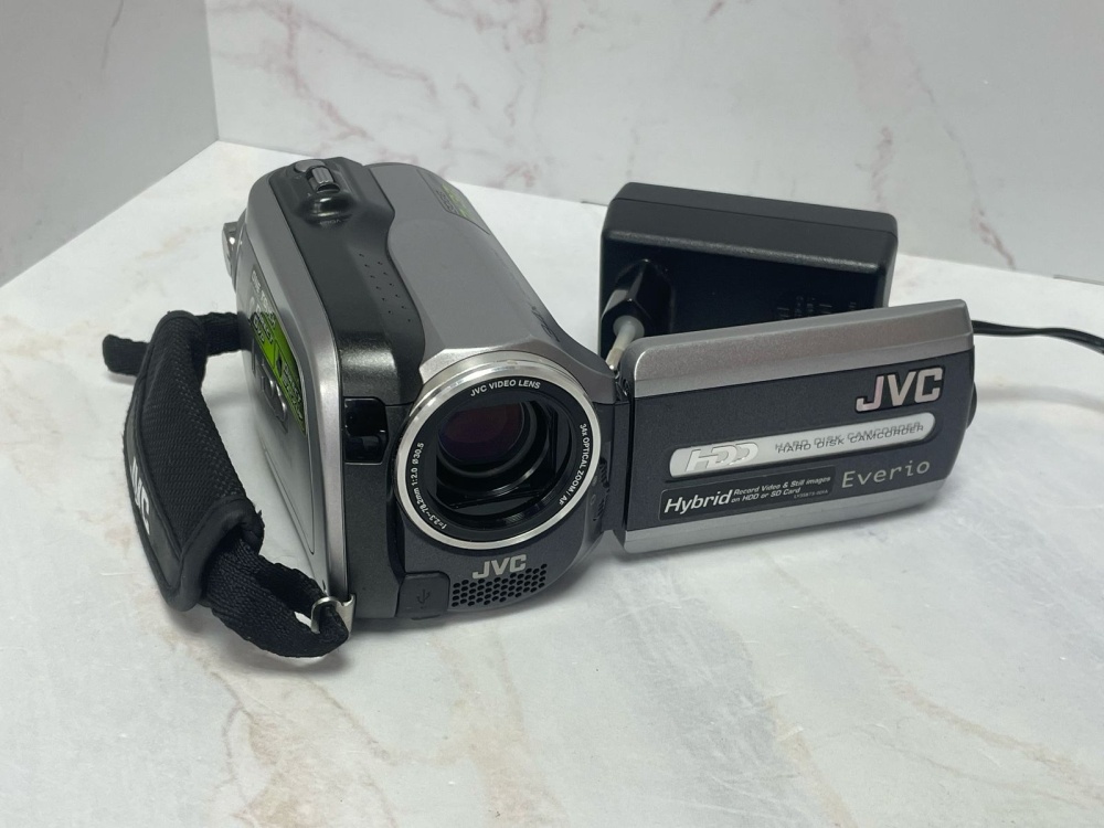 Видеокамера JVC Gz-mg130e