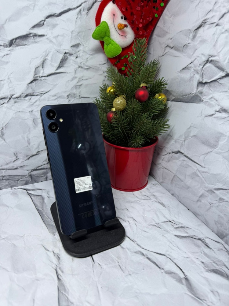 Смартфон Samsung A05 4\64