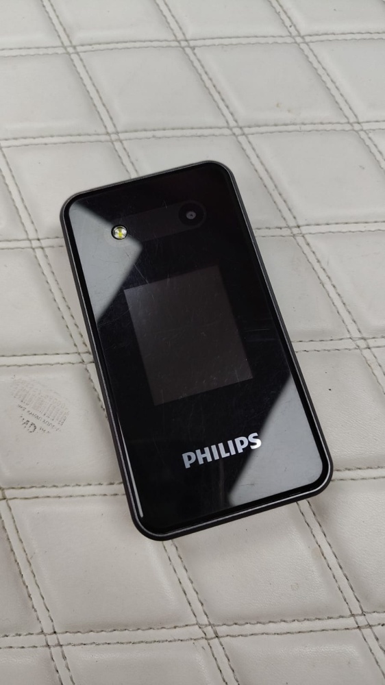 Мобильный телефон Philips E2602