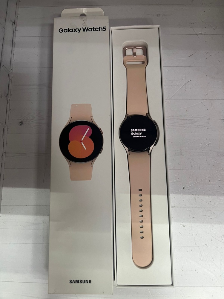 Смарт часы Samsung Galaxy Watch 5