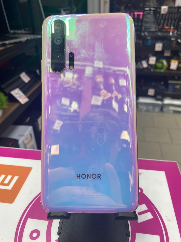 Смартфон Honor 20 PRO 8/256