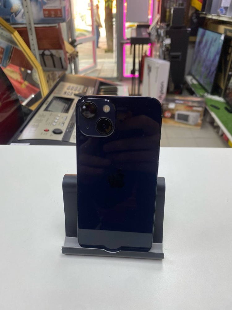 Смартфон iPhone 13 128 Gb