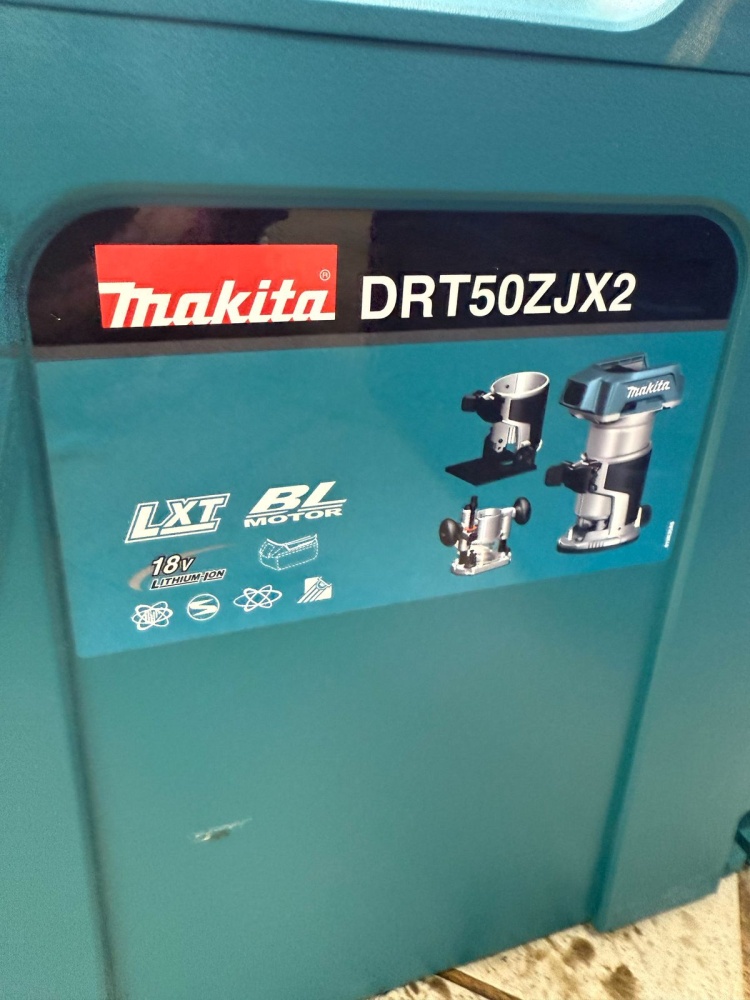 Фрезер Makita drt50