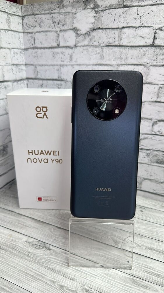 Смартфон Huawei Nova Y90 4/128