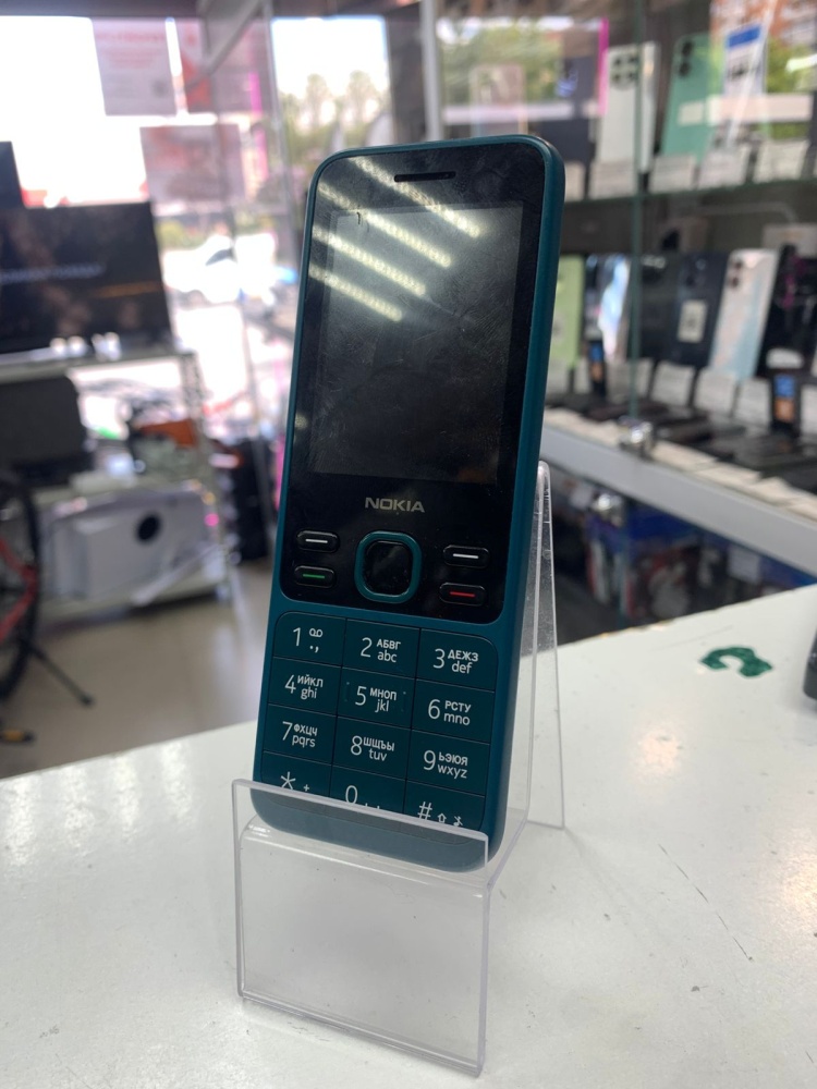 Мобильный телефон Nokia 150