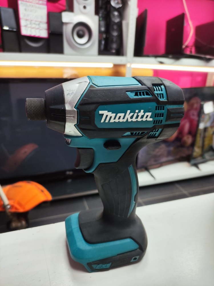 Гайковерт Makita DTD152