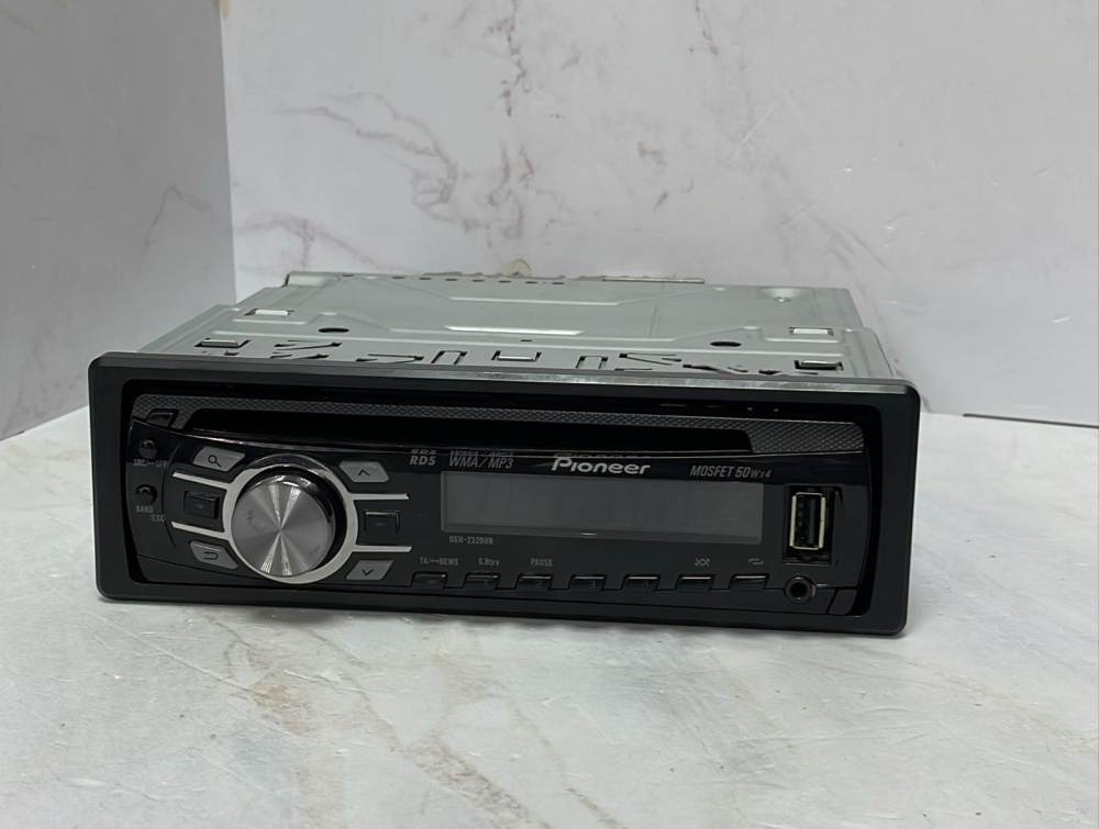 Автомагнитола Pioneer DEH-2320UB