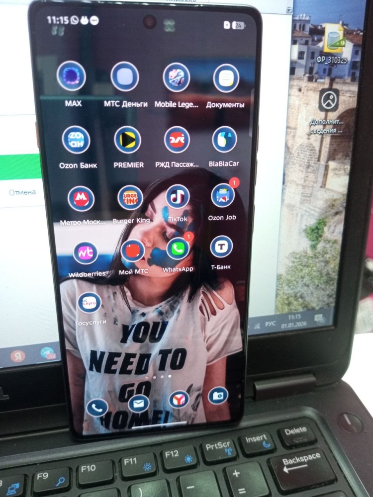 Мобильный телефон Tecno Camon 40 8\256