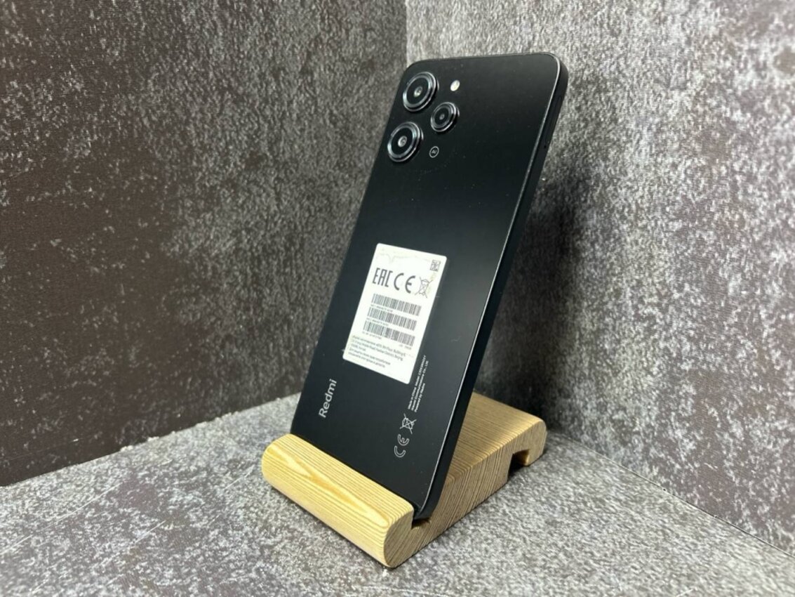Смартфон Xiaomi Redmi 12 8/256