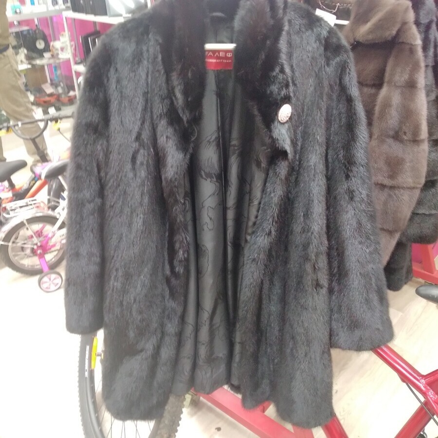 Шуба черная норк 46