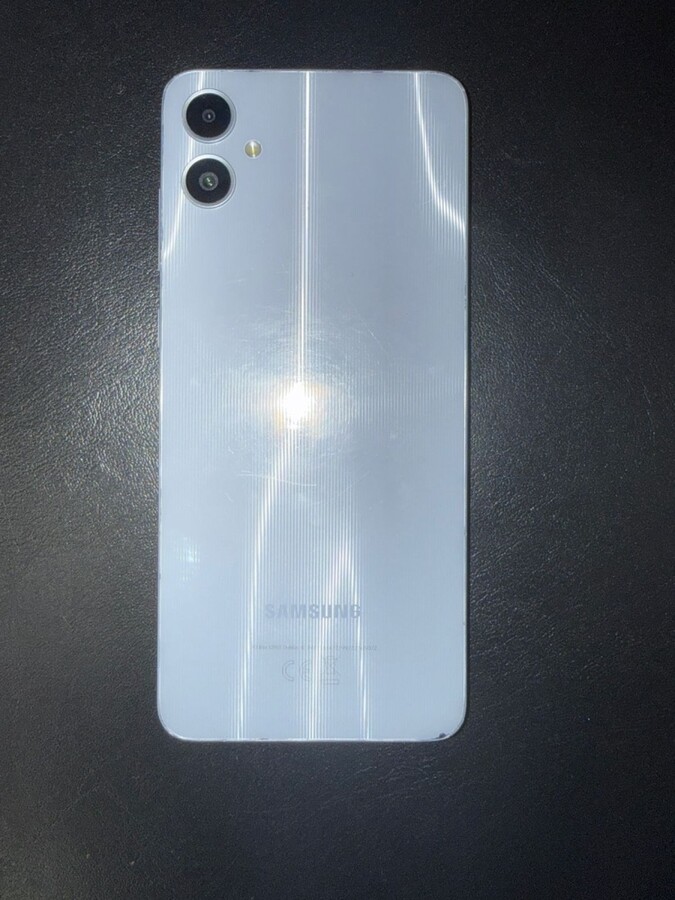 Смартфон Samsung A05 4/64gb