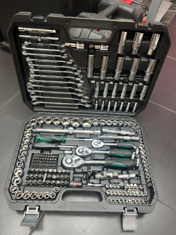 Набор инструментов 219 предметов