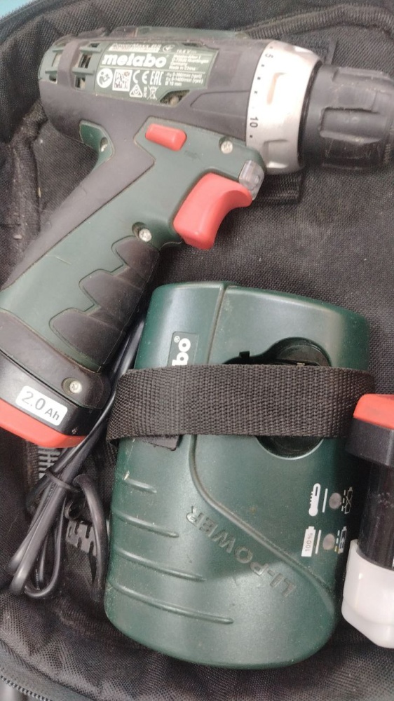 Шуруповерт Metabo PowerMaxx bs