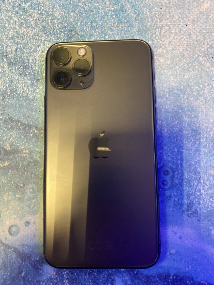 Смартфон iPhone 11 PRO 256 Gb