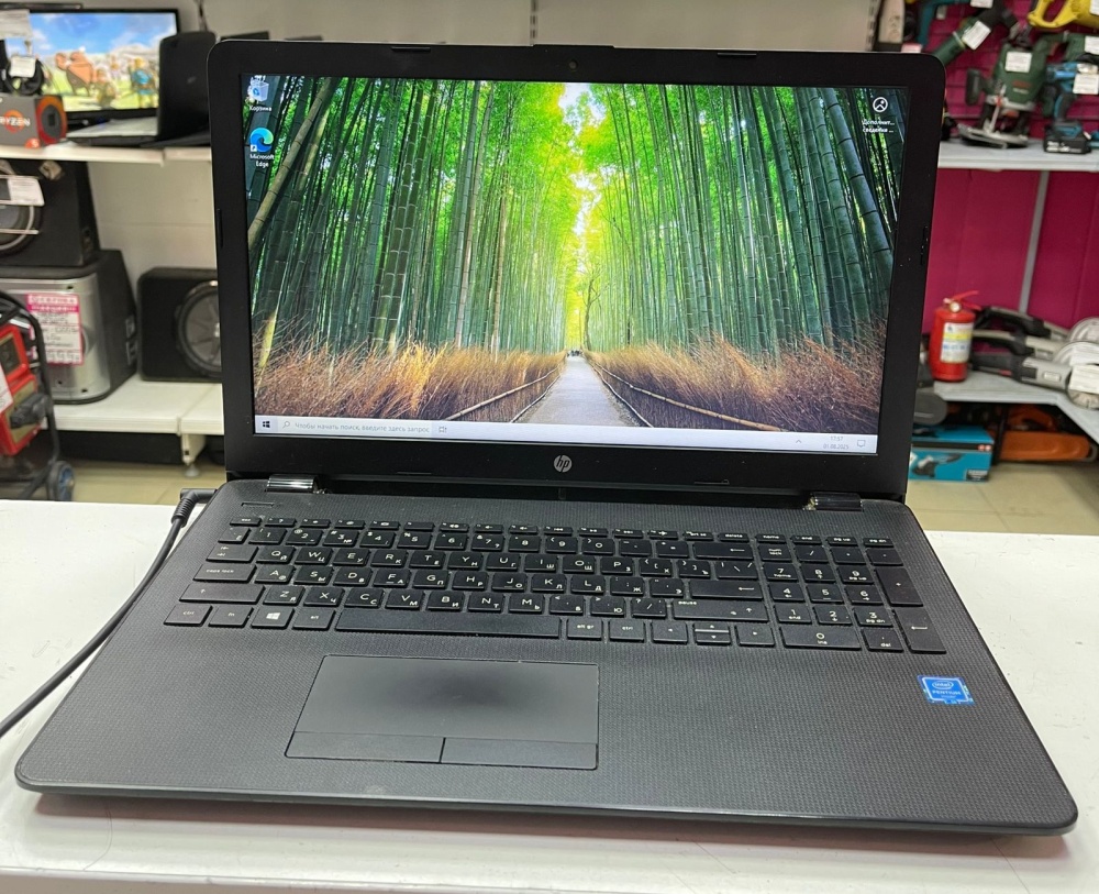 Ноутбук HP 15-ra072ur