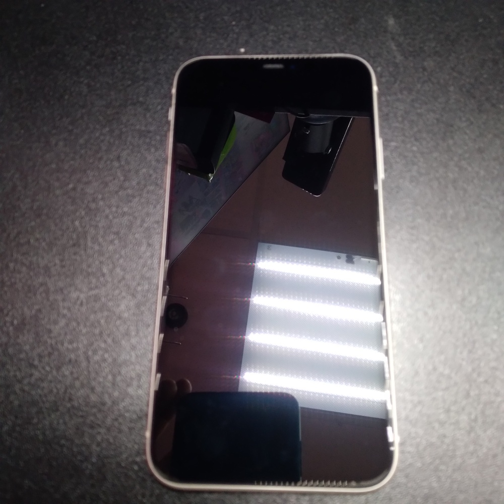 Смартфон iPhone 11 64Gb