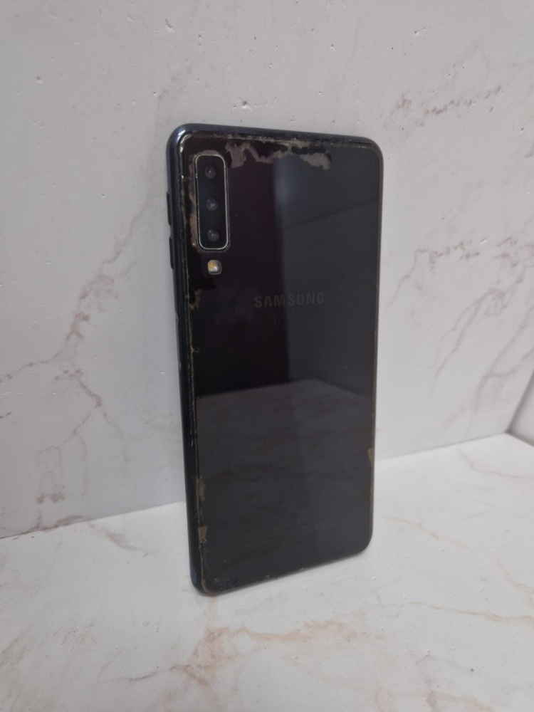 Смартфон Samsung A7 2018 64gb