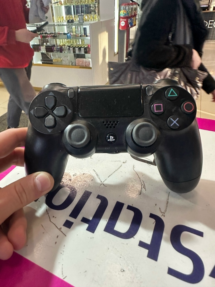 Геймпад пс4